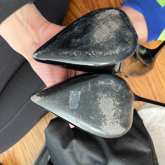 Saint Laurent Patent Heels - Picture 7 of 10